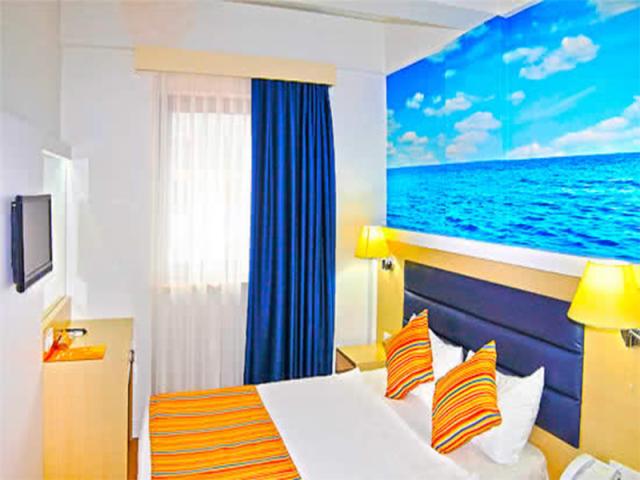 Economy Room