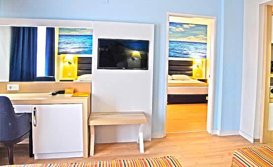 Family Room Mainbuilding