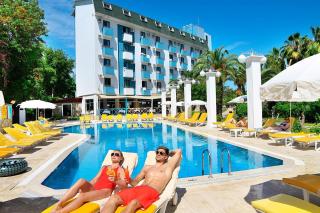 Club Aqua Plaza