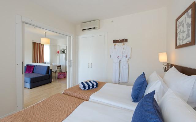 Suite Room