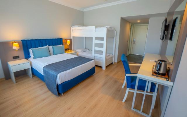 Bunkbed Room