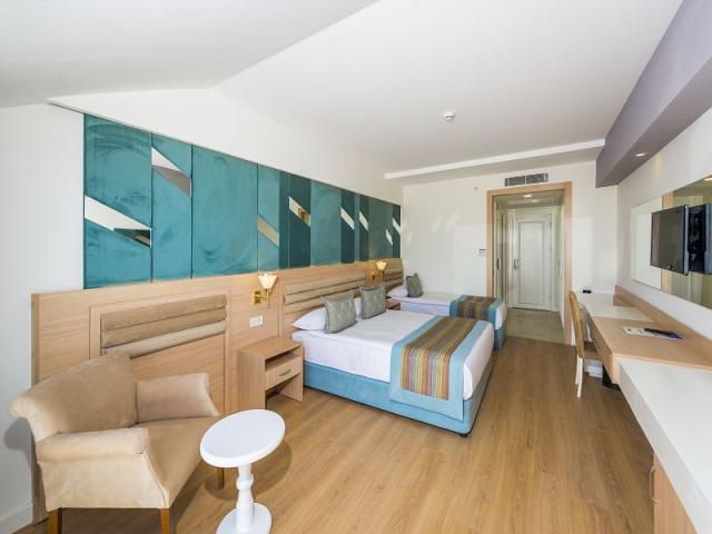 Land View Standard Room