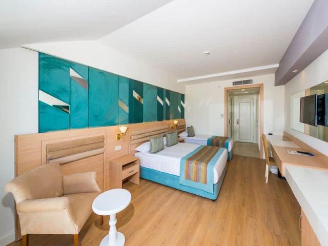 Family Sea Side Room