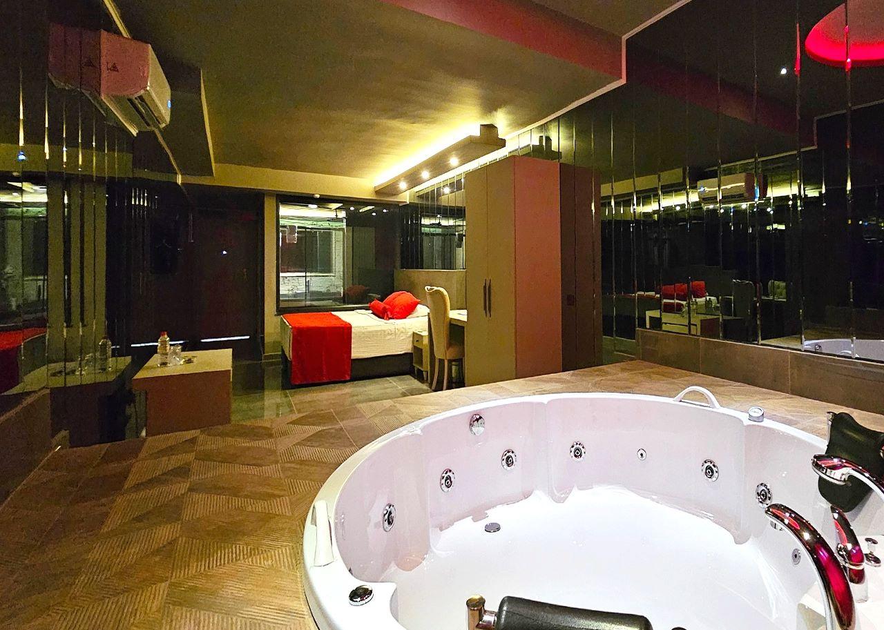Standard Room With Jacuzzi