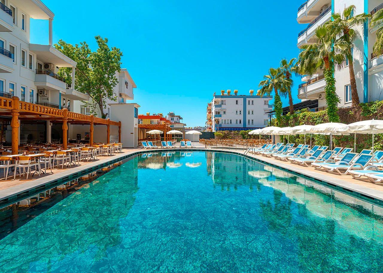 Blue Star Hotel