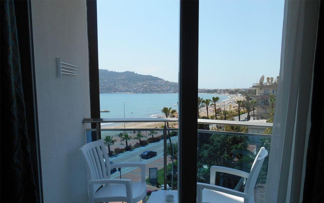 Standard Room Side Sea View
