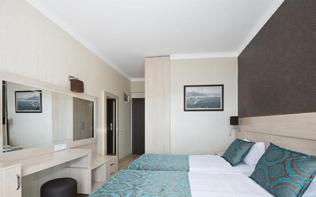 Standard Room Side Sea View