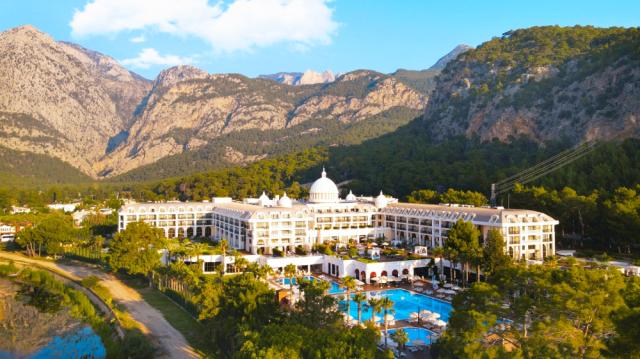 Juju Premier Palace