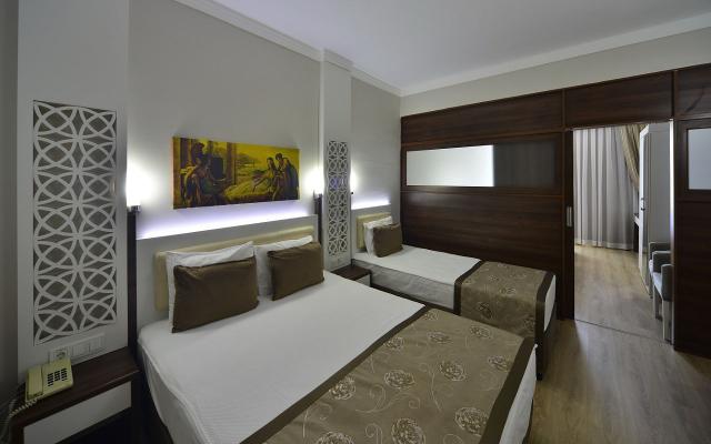Connection Family Room