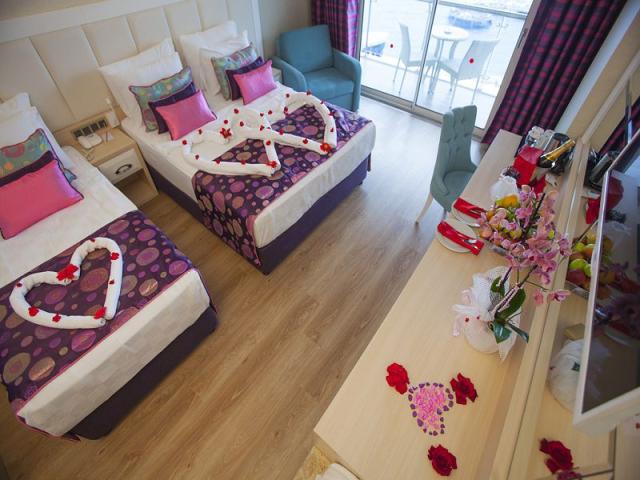 Deluxe Land View Room