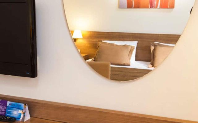 Economy Room