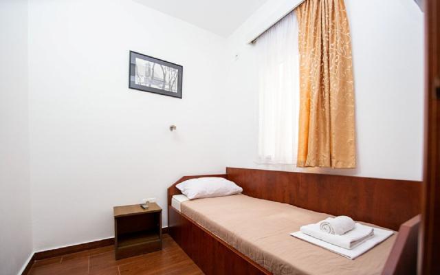 One Bedroom Apartment 02+1