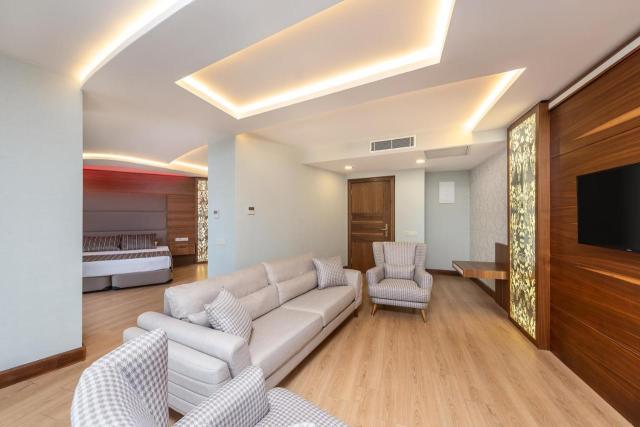 Deluxe Suite Sea View