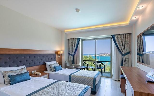 Standard Room Land View