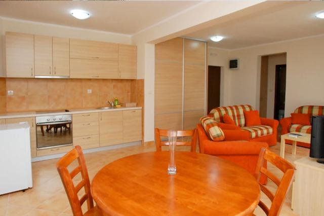 1 Bedroom Apartment 02+2