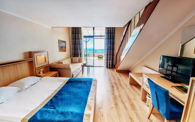 Penthouse Suite