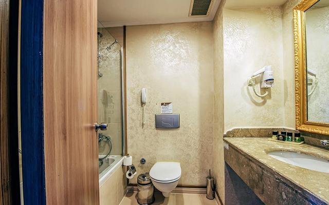 Penthouse Suite