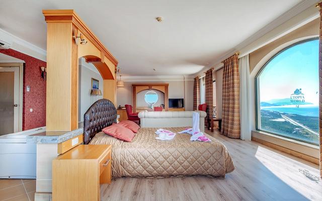 Corner Suite