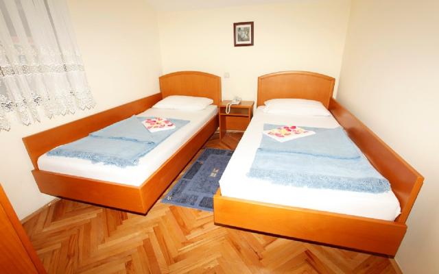 Apartment 04