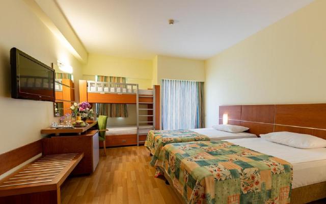 Bunkbed Room