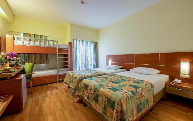 Bunkbed Room