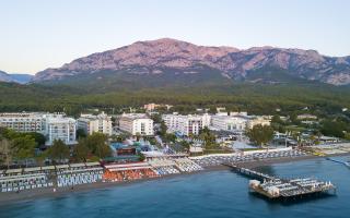 Armas Beach