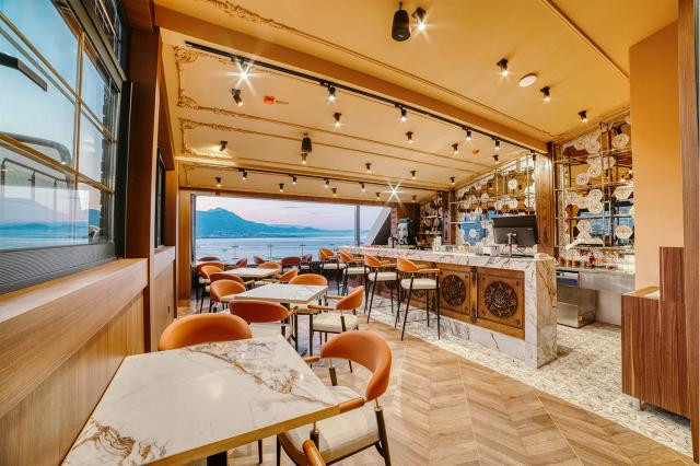 Restaurace