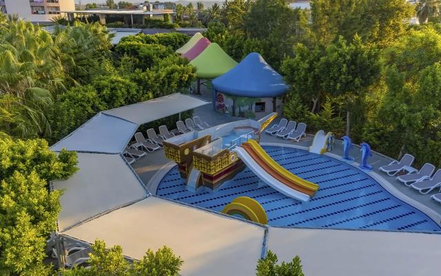 Sunmelia Beach Resort & Spa