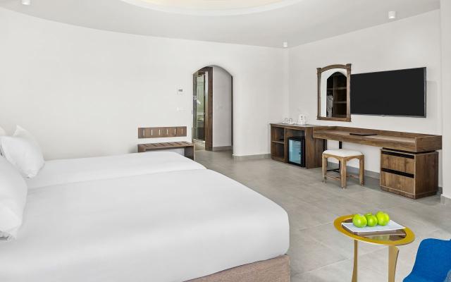 Bungalow Pool View Room