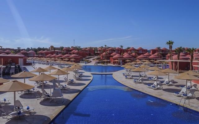 Pickalbatros Laguna Club Resort