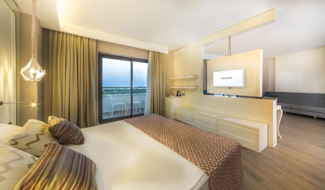  Junior Suite