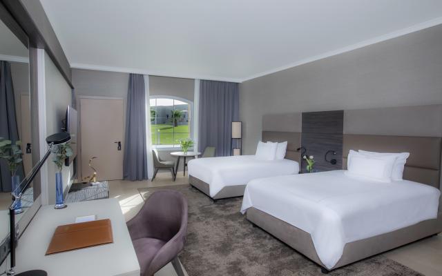 Deluxe Room Pool View