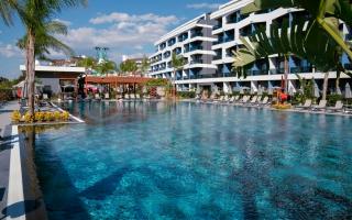 Liu Resorts