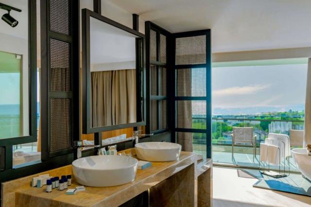 Alarcha Suite Sea View
