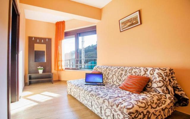 Apartment 04+1