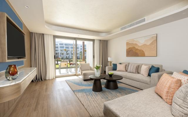 Executive Suite Beach Side
