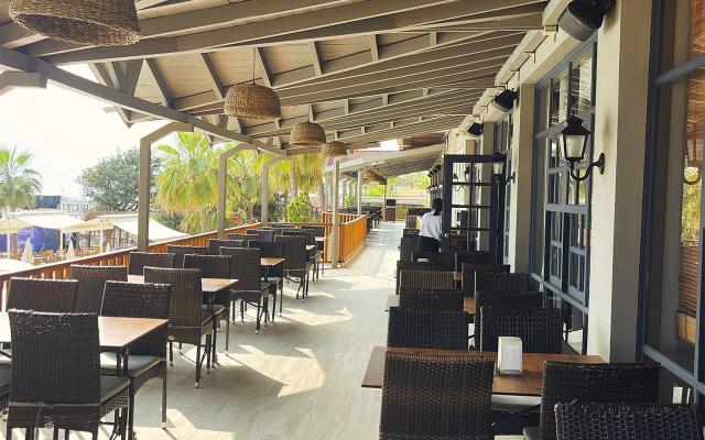 Anitas Beach Club