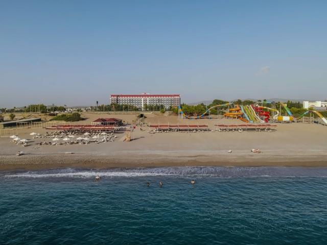 Casa Fora Beach Resort