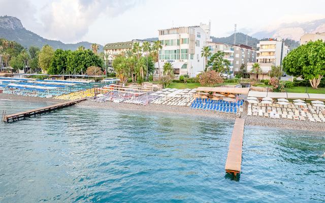 Viking Beach Hotel & Spa