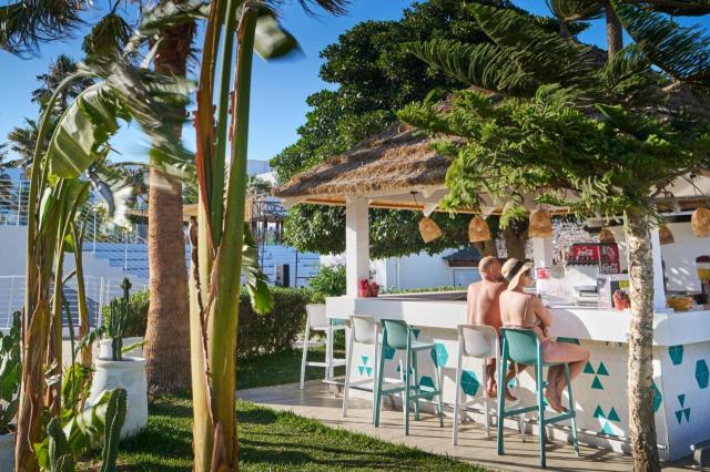 Nozha Beach & Spa