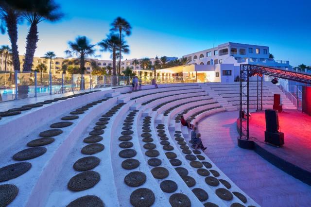 Nozha Beach & Spa