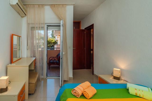 2 Bedroom Apartment 04+1