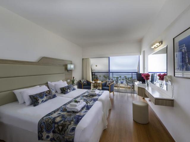 Twin Room Sea View