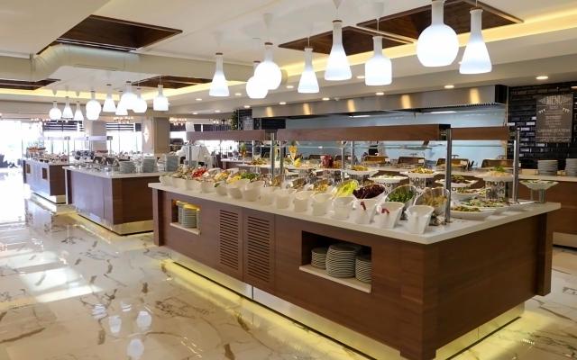Sunprime C-Lounge