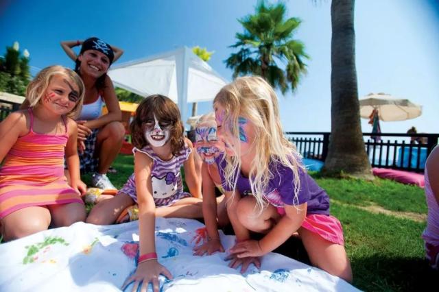 Melas Holiday Village