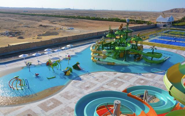 Sirena Beach Resort & Spa