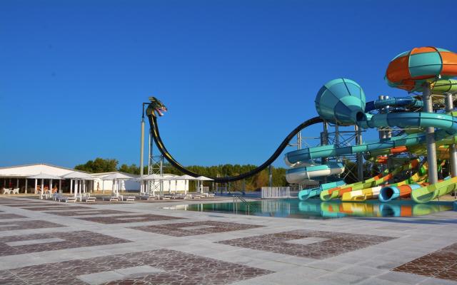 Sirena Beach Resort & Spa
