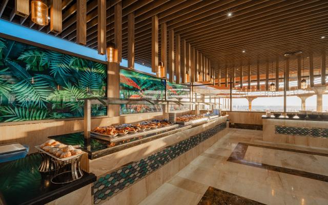 Sirena Beach Resort & Spa