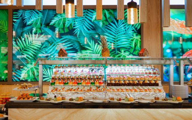 Sirena Beach Resort & Spa