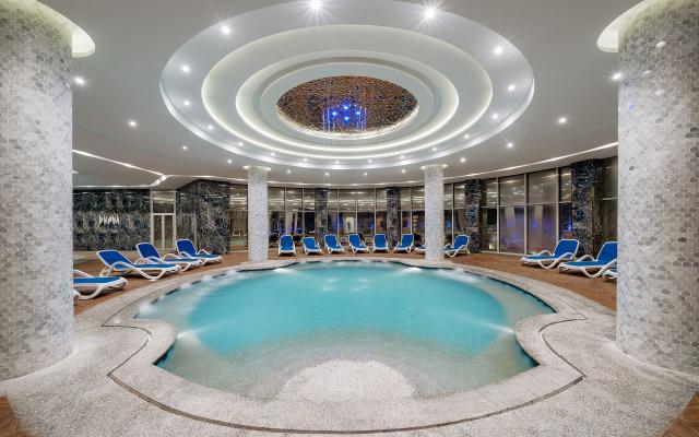 Sirena Beach Resort & Spa